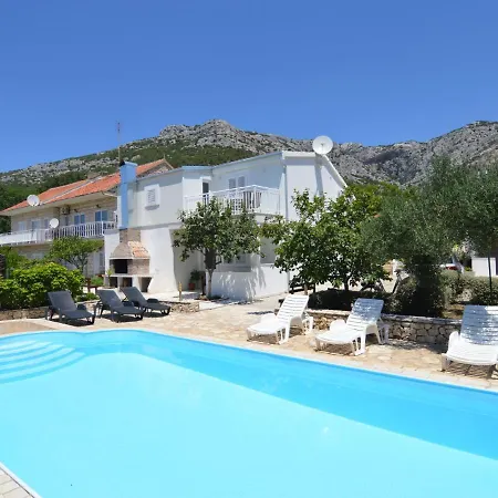 Ferienhaus Kevin By Interhome Viganj